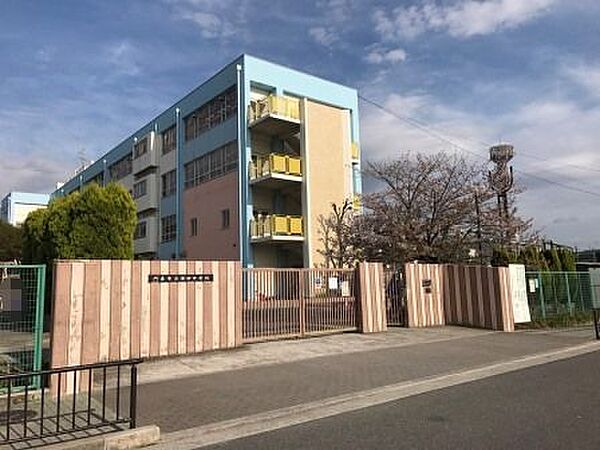 門真市立第四中学校まで966m