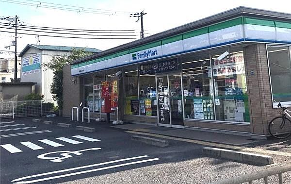 ファミリーマート四條畷しとみや店まで384m