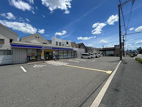 ローソン東大阪末広町店まで300m