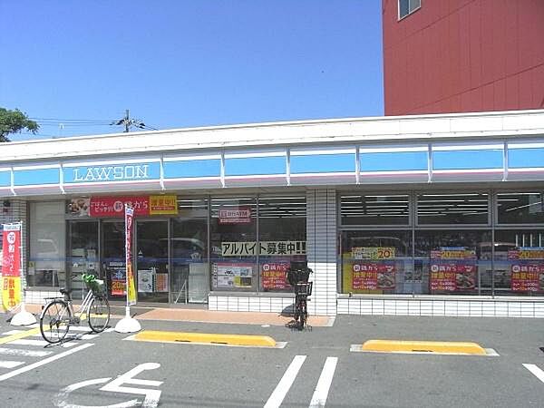 ローソン寝屋川池田三丁目店まで348m
