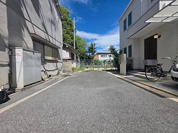 【前面道路】南向き　幅員約4.0ｍ