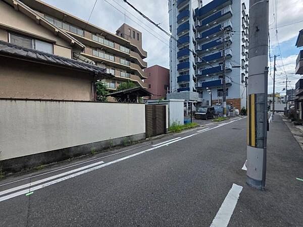 【前面道路】北西側　幅員約5.45ｍ