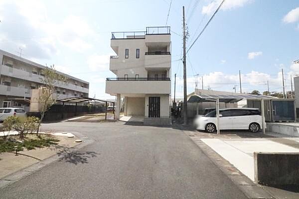 前面道路は幅員約6ｍ！