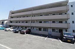 3LDKのゆとりある間取りで、ご家族にも魅力の住まいです。
