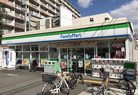 ファミリーマート西淀川佃三丁目店まで909m