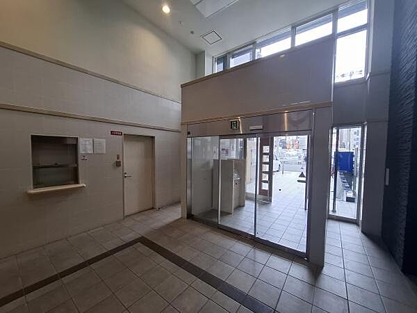 マンション出入口です！
