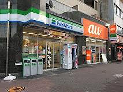 ファミリーマート大国町店まで160m
