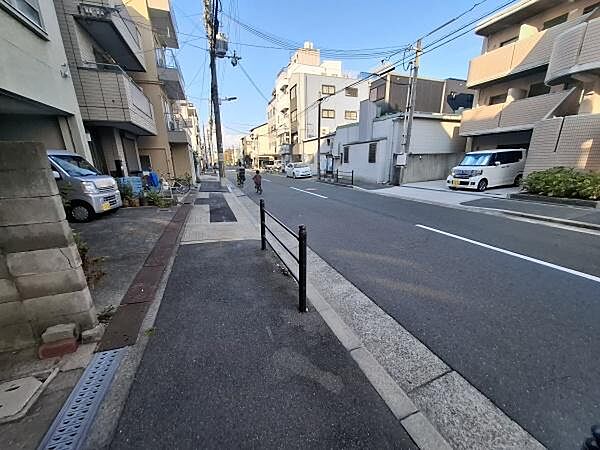 前面道路含む現地写真です！