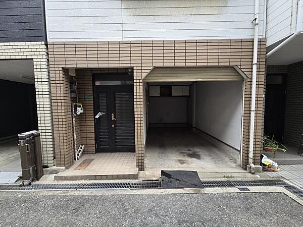 前面道路含む現地写真です！