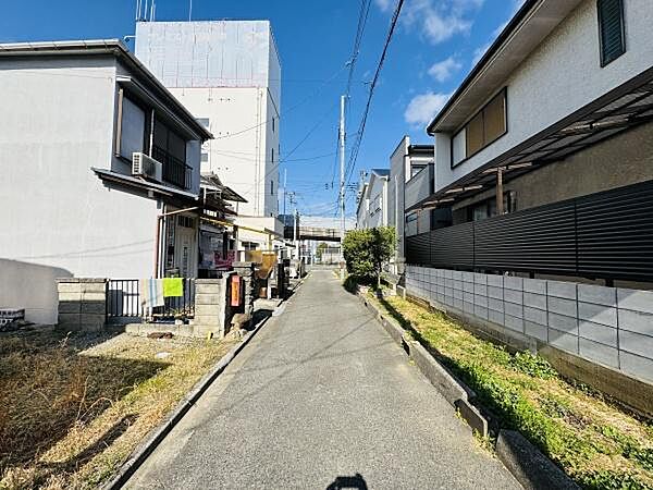 前面道路含む現地写真です！