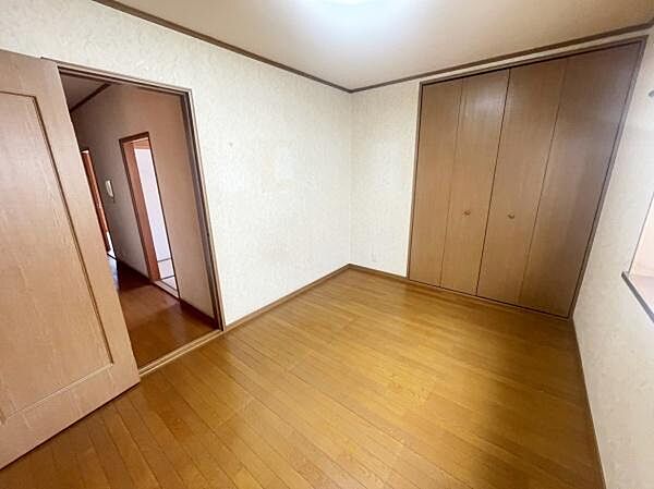 洋室のお部屋です！