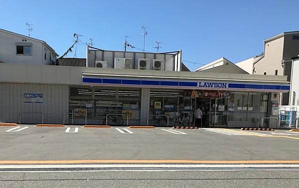 ローソン豊中豊南町西五丁目店まで566m