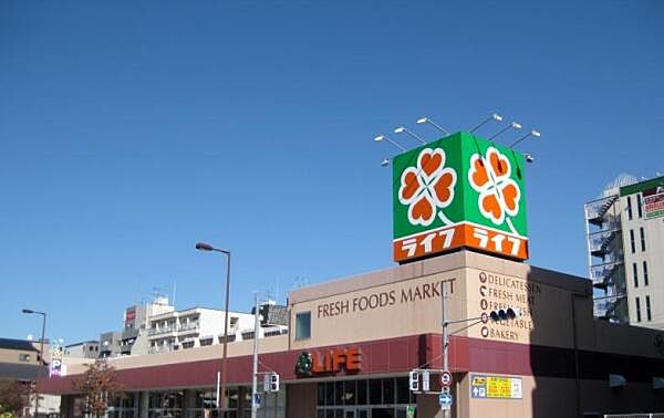 ライフ西天下茶屋店まで940m