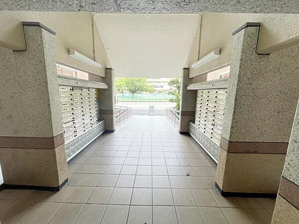 マンション出入口です！