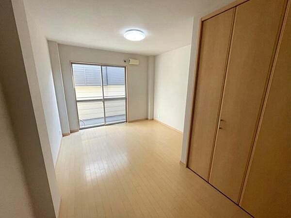 洋室のお部屋です！