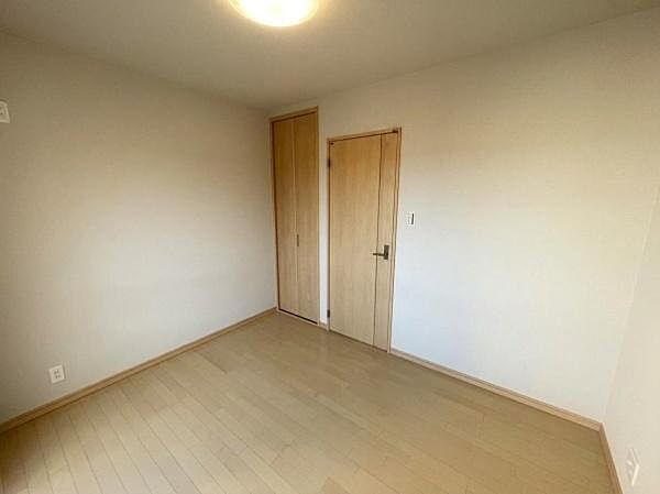 洋室のお部屋です！