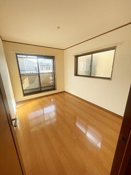洋室のお部屋です！