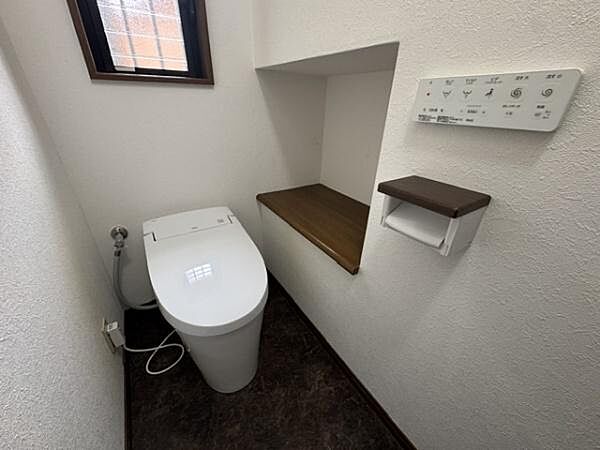 トイレを拡大表示
