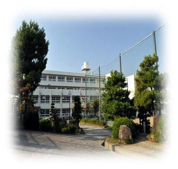 枚方市立津田中学校まで561m
