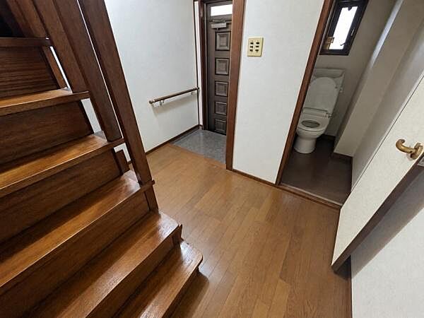 ※AI加工によって室内の動産物は撤去しています。