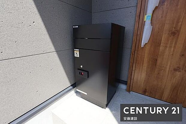 【　玄関　/　entrance　】宅配BOX完備