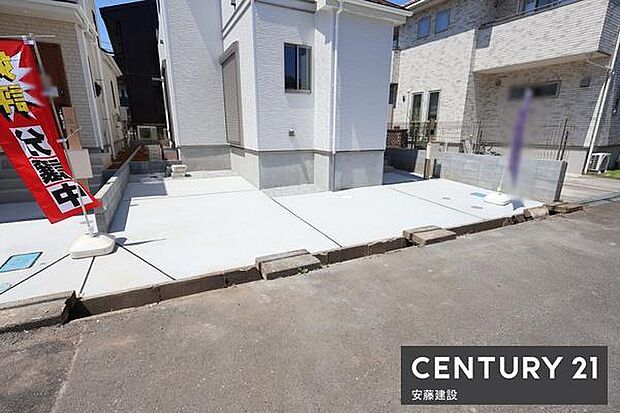 【　駐車場　/　parking　】駐車2台可能なスペース（車種制限有）