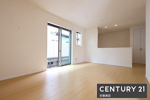 【　リビング　/　14.62帖　】家族みんながゆったりくつろげそうなLDK一日の大半を過ごす部屋だからこそ過ごしやすい空間にこだわりたいですね！