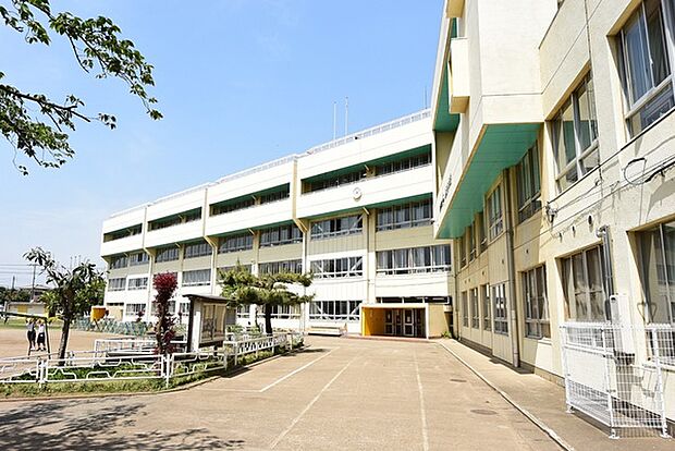 狭山市立山王小学校まで1395m