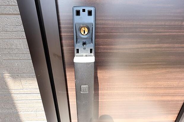 【　玄関　/　entrance　】スマートキー完備