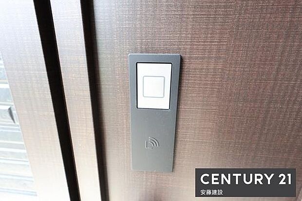 【 玄関 / entrance 】スマートキー完備