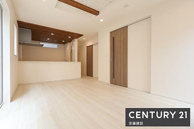 「狭山ヶ丘」駅、スーパー、ドラッグセイムスまで徒歩7分以内!毎日の買い物も安心の便利な環境