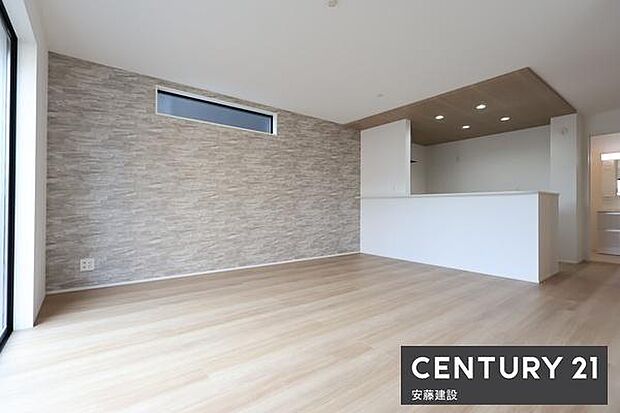 【　リビング　/　16.75帖　】家族みんながゆったりくつろげそうなLDK一日の大半を過ごす部屋だからこそ過ごしやすい空間にこだわりたいですね！