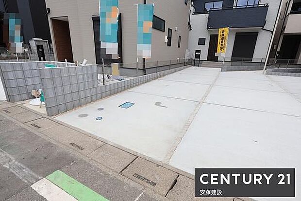 【　駐車場　/　parking　】駐車2台可能なスペース