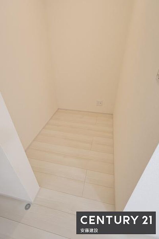 【　WIC　】毎日の洋服選びも楽しめるWIC完備秘密基地のように趣味の物を置いたり多彩な使い方も楽しめます！