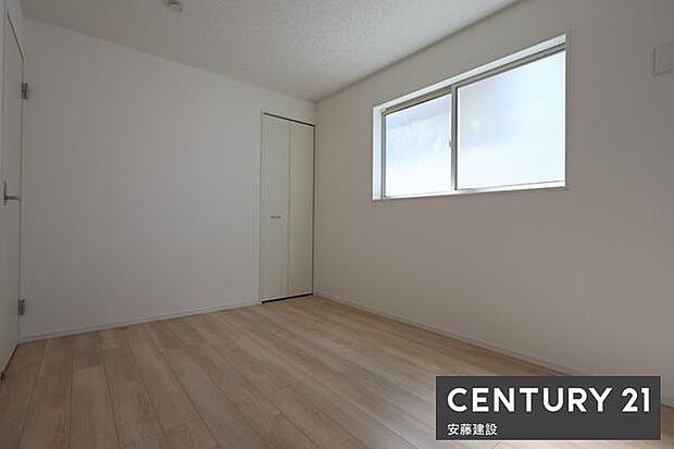 【　子供部屋　/　6帖　】お好きな家具を自由にレイアウトできる広さの洋室お子様にもちょうどいいサイズのお部屋です！