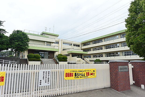 入間市立新久小学校まで682m