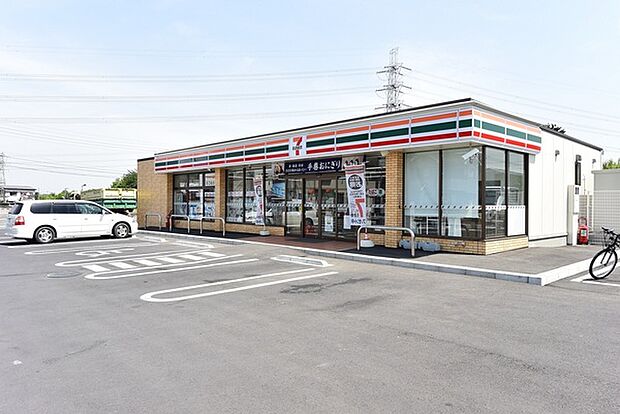 セブンイレブン狭山南入曽店まで645m