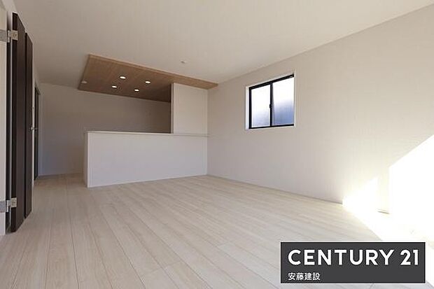 【　リビング　/　16帖　】家族みんながゆったりくつろげそうなLDK一日の大半を過ごす部屋だからこそ過ごしやすい空間にこだわりたいですね！