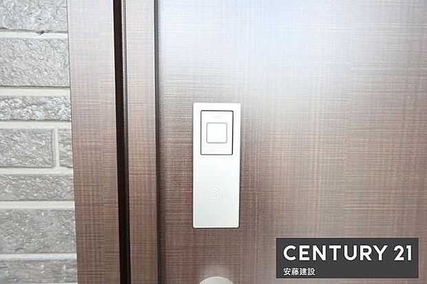 【　玄関　/　entrance　】スマートキー完備