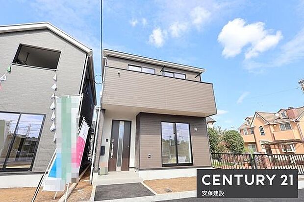 複数のスーパーや小学校、公園等徒歩10分圏内!