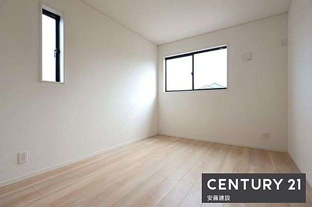 【　洋室　/　6帖　】清潔感溢れるシンプルな洋室！クローゼット完備