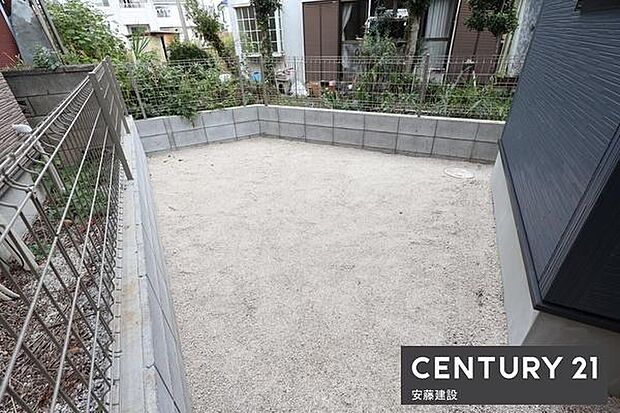 【　庭　/　Garden　】物置やお庭としても活用できるスペース