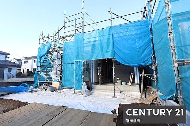 敷地約83坪、ゆとりある広さの南向き平屋住宅