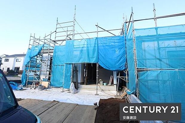 スーパー徒歩約13分、コンビニ徒歩約7分飯能狭山バイパスが近く通勤やお出かけにも便利な立地