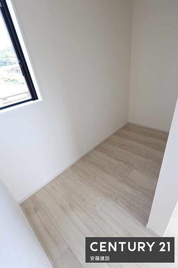 【 WIC 】毎日の洋服選びも楽しめるWIC完備秘密基地のように趣味の物を置いたり多彩な使い方も楽しめます!