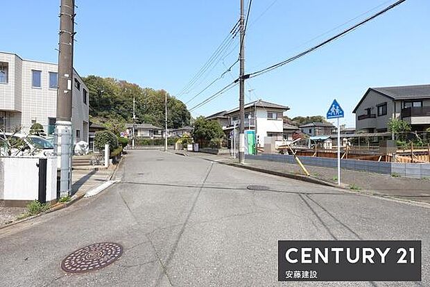 【 前面道路 】南西側約10.1m・南側約10.0〜10.1m公道