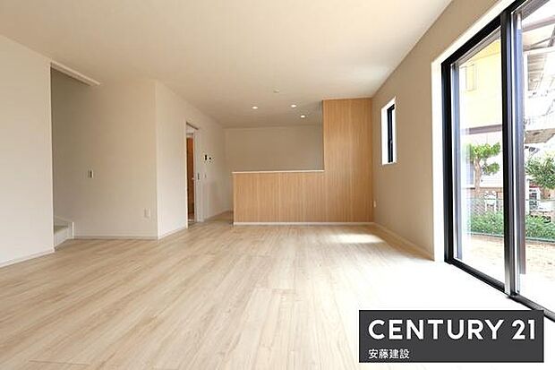 小学校まで徒歩約10分、中学校まで徒歩約7分!お子様の登下校も安心な閑静な住宅地