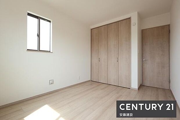 【　子ども部屋　/　6帖　】お好きな家具を自由にレイアウトできる広さの洋室クローゼット完備