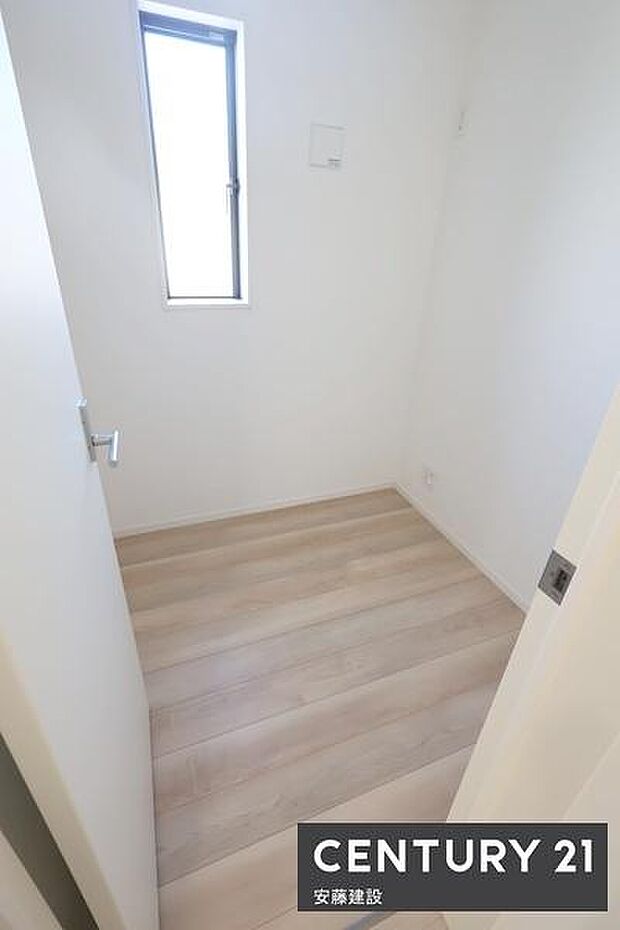 【　フリースペース　】季節物の家電もしっかり収納可能なスペースハンガーラックを置けばWICとしても活用できますね！