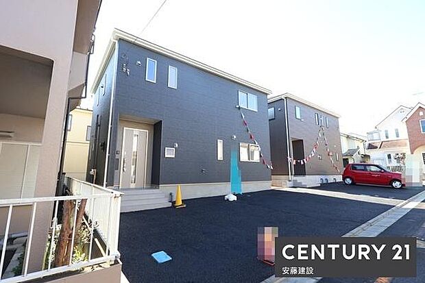 新光中央公園徒歩約8分で、お子様やペットものびのび遊べます！